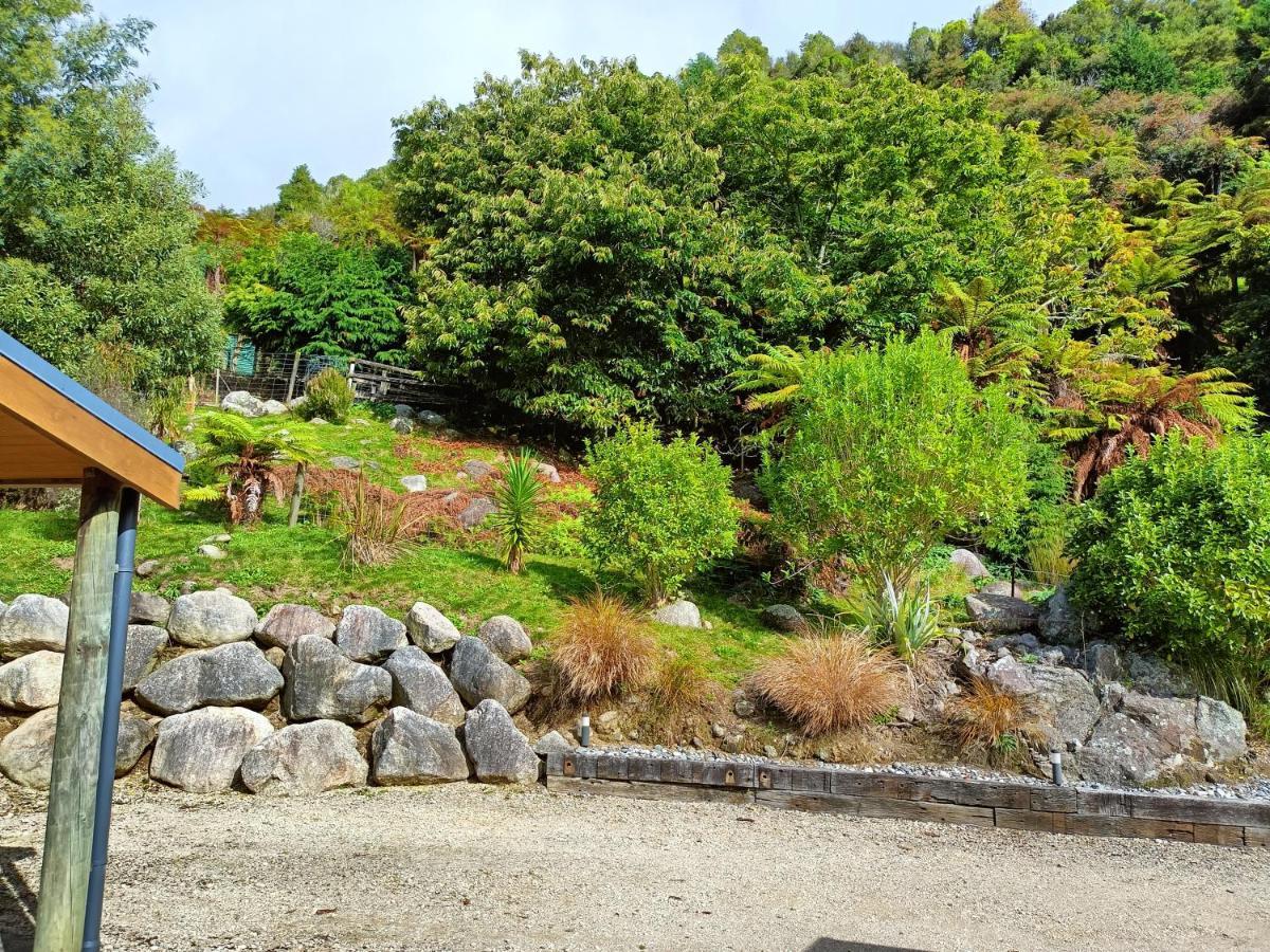 Riverstone Retreat Karamea المظهر الخارجي الصورة